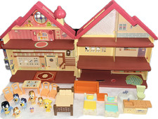 2018 Bluey's Ultimate Lights and Sounds Playhouse  EXTRA parts and figures