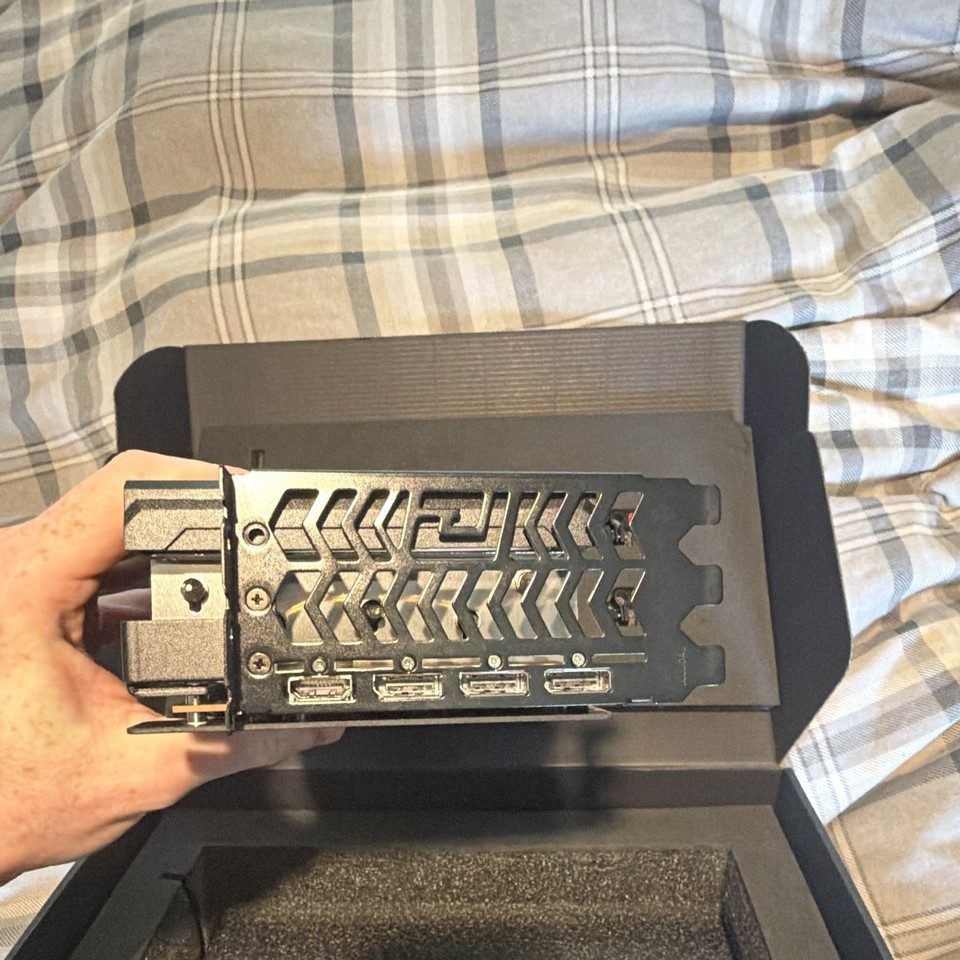 PowerColor Hellhound AMD Radeon RX 7900 XT 20GB Graphics Card DP HDMI ...