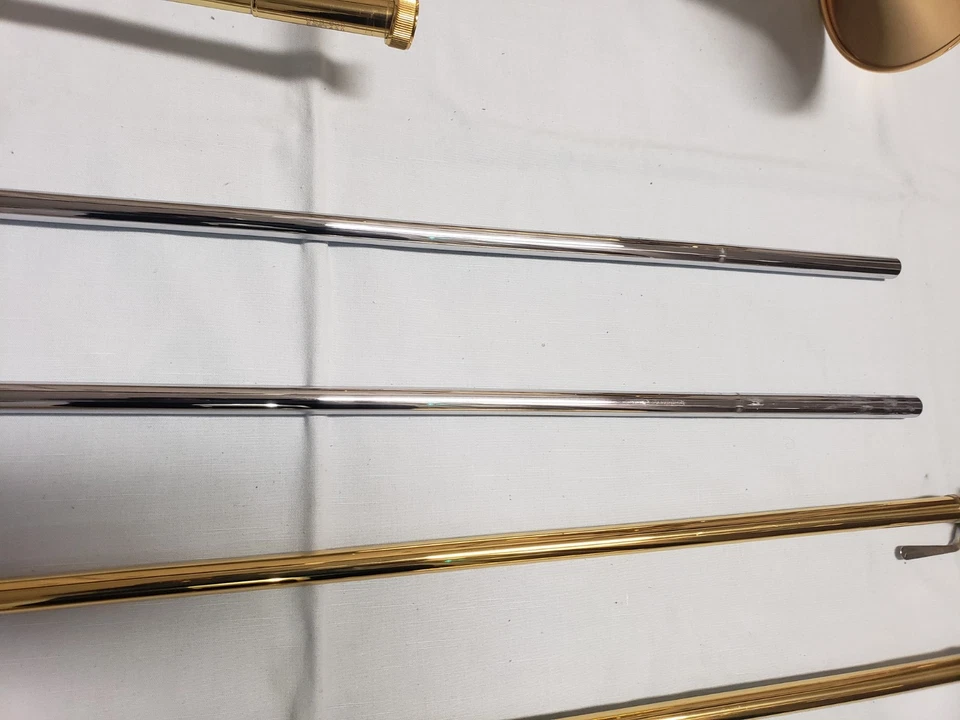 Trombón tenor Jupiter CEB-630 edición Capitol con estuche - casi como nuevo Foto 4 de 4