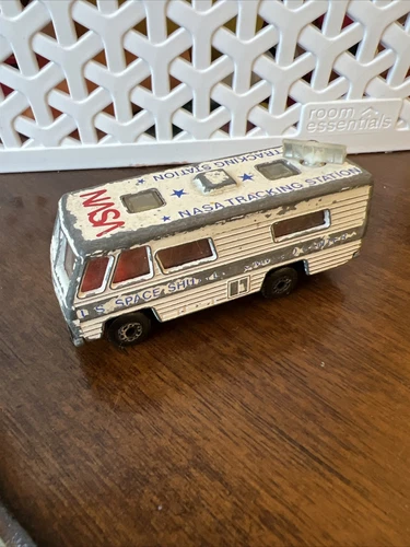 Vintage Rare Matchbox NASA Tracking Vehicle Space Shuttle Command Center