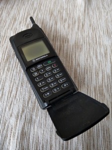 MOTOROLA 8900 VINTAGE CELL BRICK MOBILE PHONE RARE GSM MOBILE 1998 | eBay