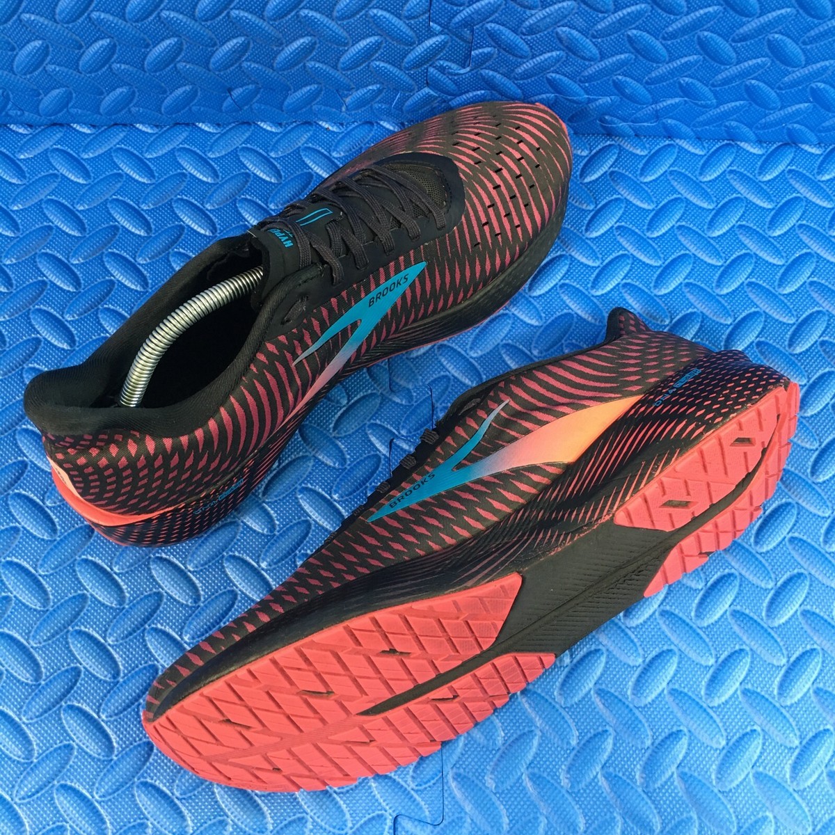 Brooks Hyperion Tempo Mens Size 9.5 Black Pink Blue Running Athletic Shoes Brooks Hyperion Tempo Black Blue for sale | eBay main image 3