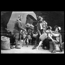 Photo F.000467 LES CHIENS CONTREBANDIERS (GEORGES HATOT MOVIE) 1906 SILENT FILM