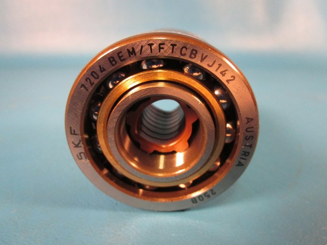 Подшипник skf 7204
