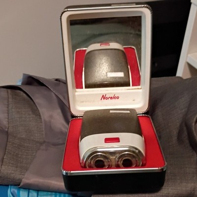 Norelco Vintage Electric Shaver Type HP 1203 with Case