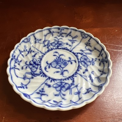 Antique Tetras Porcelain 1900 s Blue&White Straw flower Small Saucer