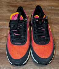 Nike Waffle One Active Fuchsia University Gold Black boys sneakers shoes 6.5Y