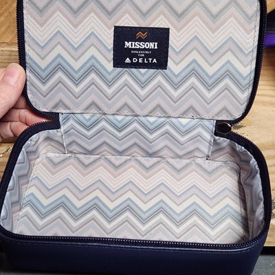 Missoni Chevron Zipped Travel Carrying Case Cosmetics Navy Blue Amenity Kit