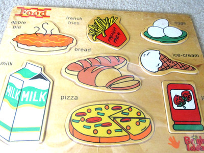 Bright Ideas Wood  Puzzle Foods 8 pieces  Child 3+ NEW SEALED