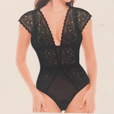 Sophie B Lace Bodysuit Lingerie Size Small Black Lace Removable Pads Plunge Neck