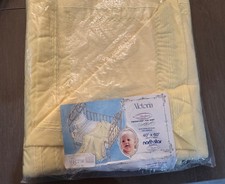 Vtg NOS North Star Chatham Yellow Baby Crib Blanket Virgin Acrylic Satin 40X60
