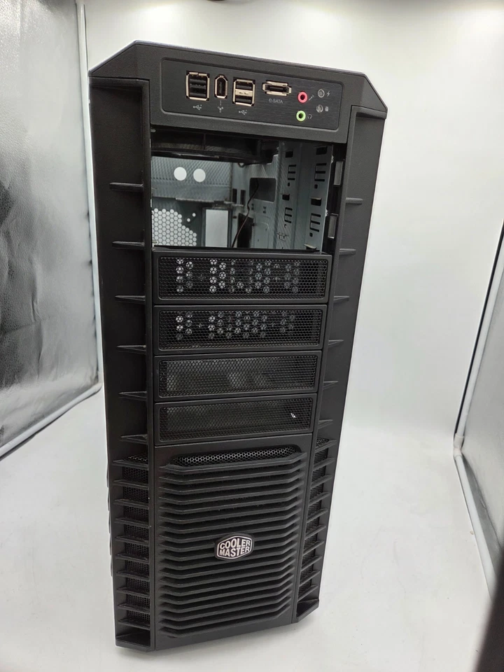 Full tower Cooler Master HAF 932 PC Case 3x 230mm fans, 6x 5.25" Bay, 5x HDD Bay - Image 2 of 4