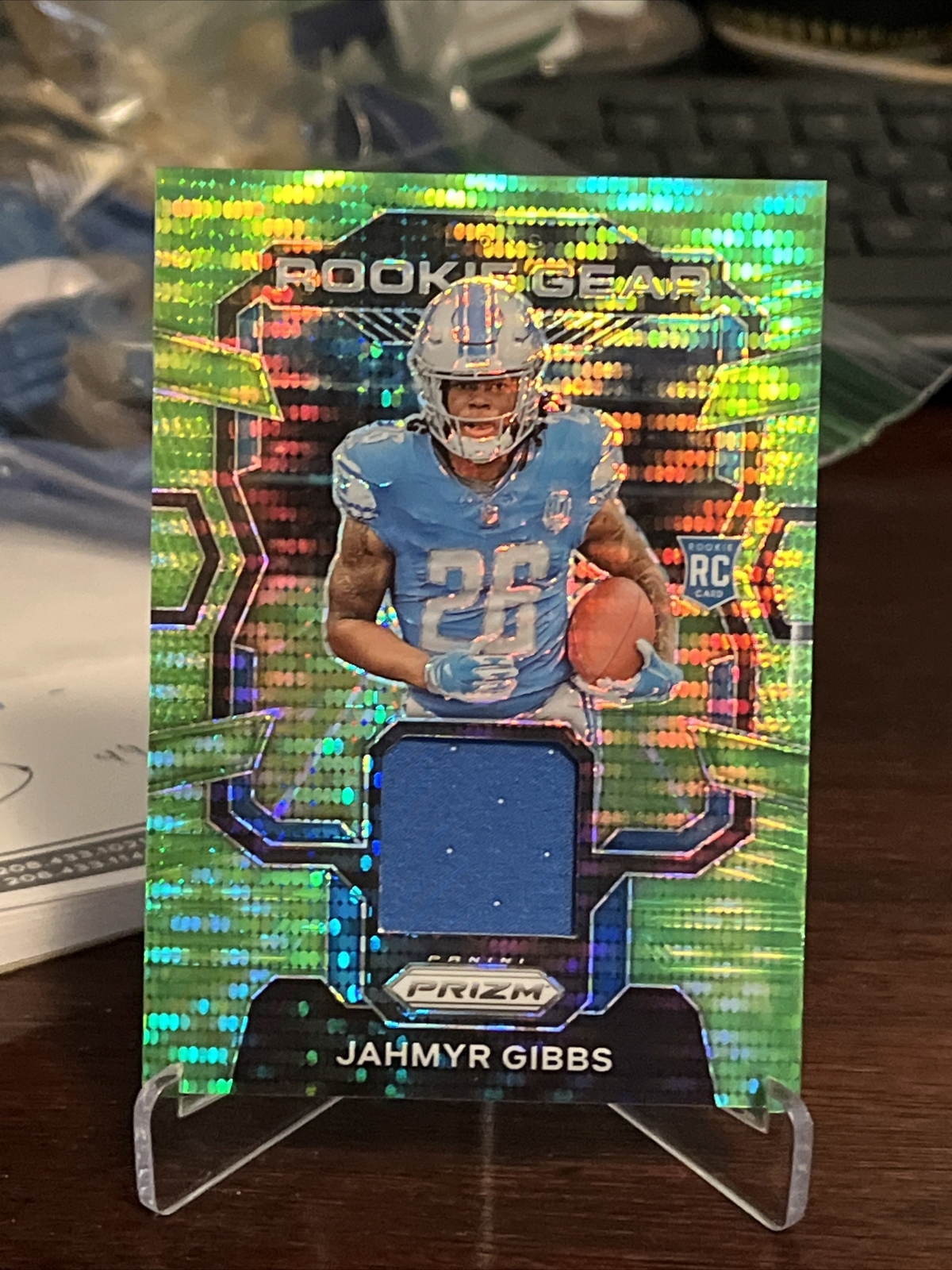 2023 Prizm Jahmyr Gibbs RC Rookie Gear Neon Green Pulsar