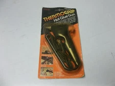 Vintage 1982 Emhart ThermoGrip Hot Glue Gun 203 New