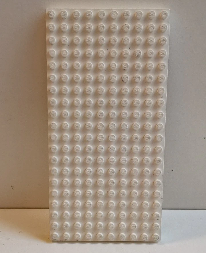 1x Lego® Platte 10x20x1 Noppen Bauplatte weiß Ritter Star Wars City Eisenbahn #2 - Bild 1 von 1
