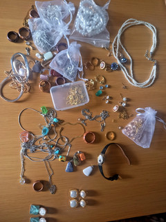 Schmuckkonvolut nur Modeschmuck über 100 Teile