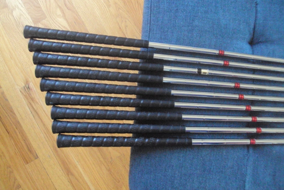 Lefty Ben Hogan Edge Forged irons 3-E,SW Apex 4 stiff steel std length. - Image 2 of 4