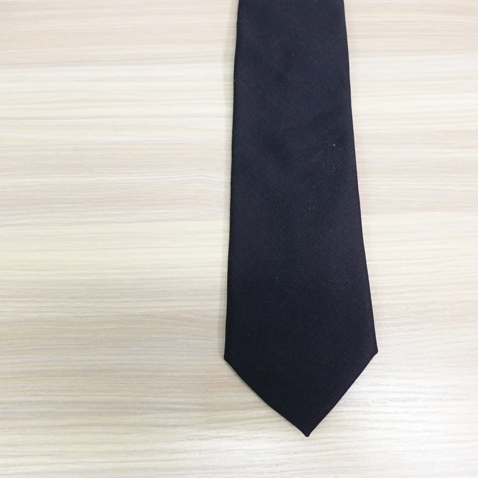 Corbata para el cuello para hombre negra sarga lisa simple oficina italiana edición limitada ZARA MAN Foto 2 de 4