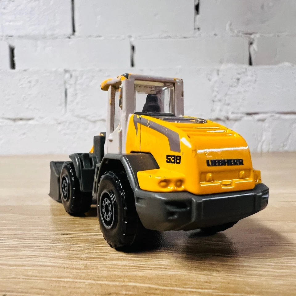 Majorette Liebherr L538 Front Loader Tractor Construction - Image 4 of 4