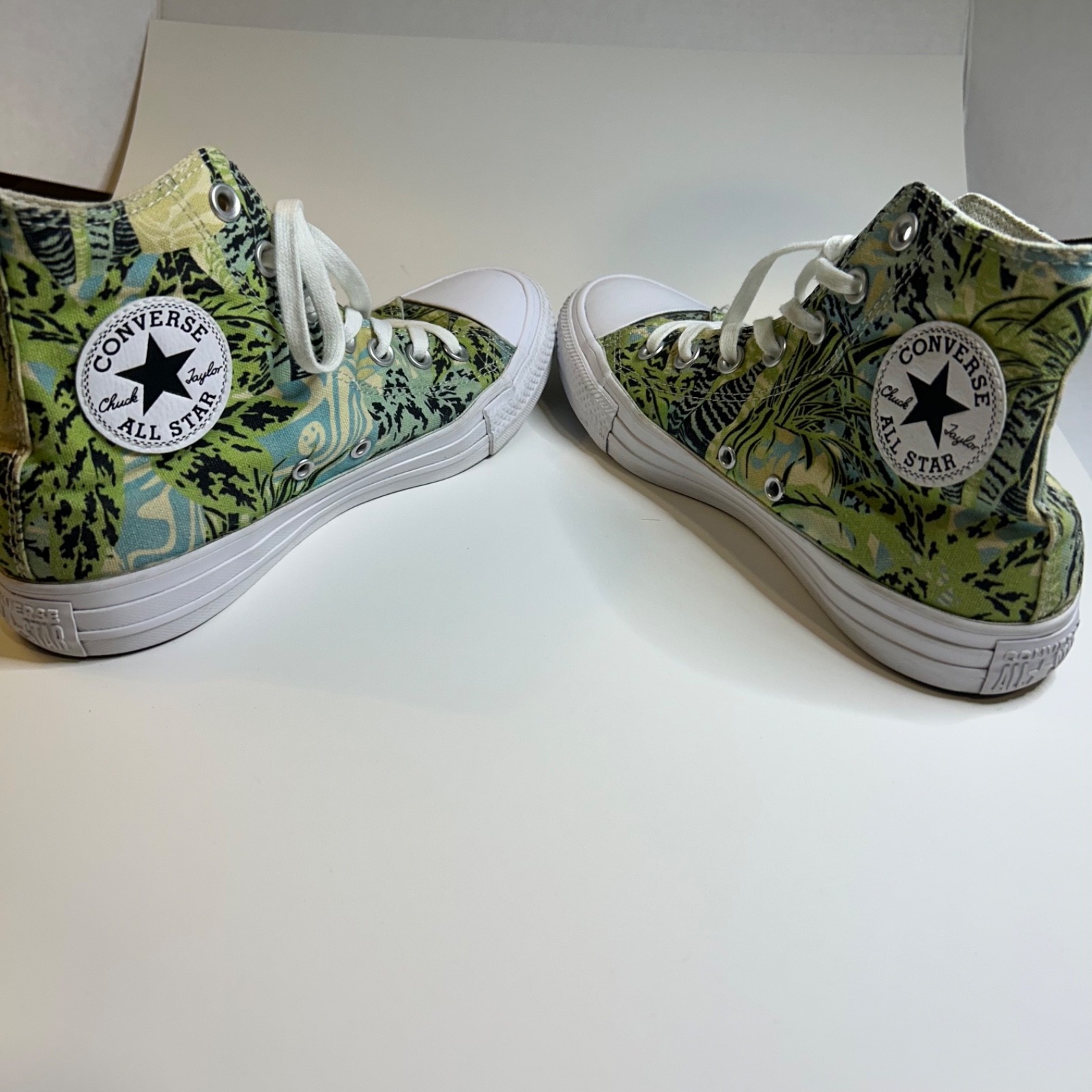 Converse High-Top Chuck Taylor All Star CTAS Canvas Tropical Green Floral Sz 7.5 thumbnail 9