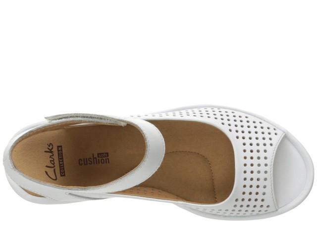 clarks reedly salene red