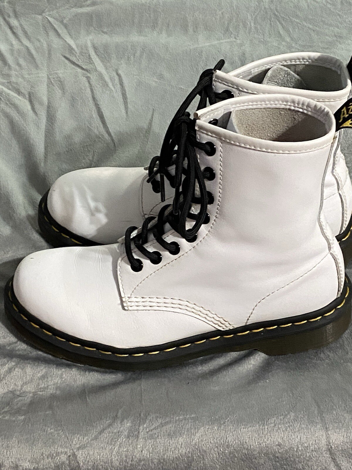 Dr Doc Martens 1460 W Boots Women Size 7 White Leather Lace Up thumbnail 8