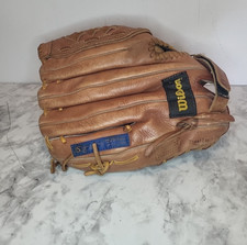 Wilson Signature Model A2111 George Brett Baseball Glove Right-Hand Throw READ