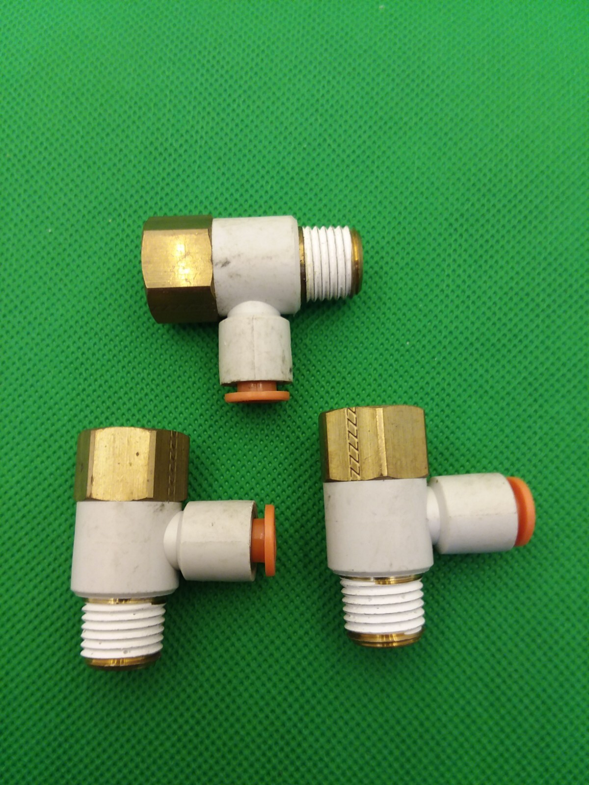 SMC KQ2VF07-35S SINGLE BANJO STACK 1/4" NPT 1/4" OD TUBE LOT OF 3 NNB