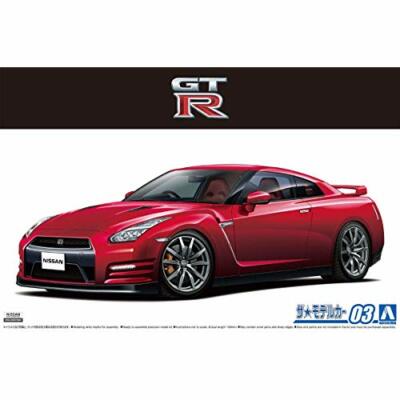 Aoshima 1/24 Nissan R35 GT-R Skyline Pure Edition 2014 Model Kit w