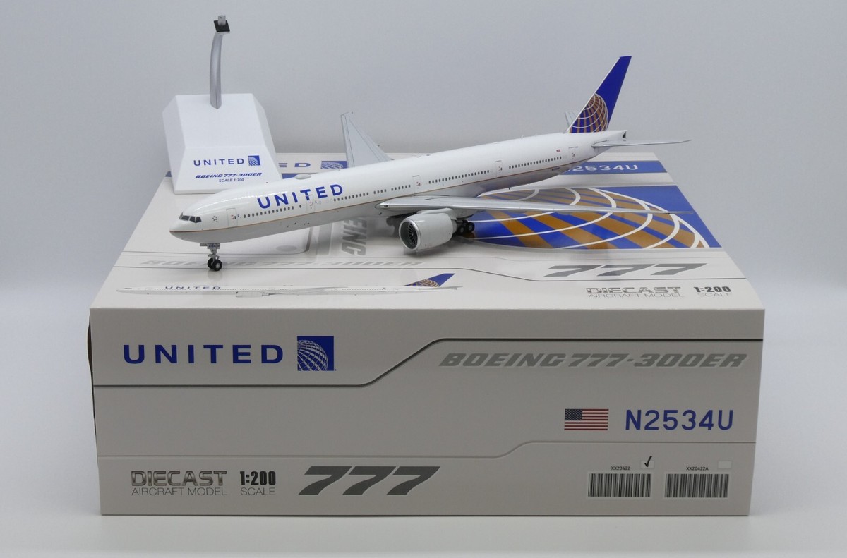 United B777-300ER Reg: N2534U JC Wings Scale 1:200 Diecast model