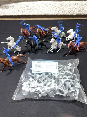 Vintage Marx Playset Cavalry & Pioneers SP BLUE & Gray Lot Of 43 figs PL-442G