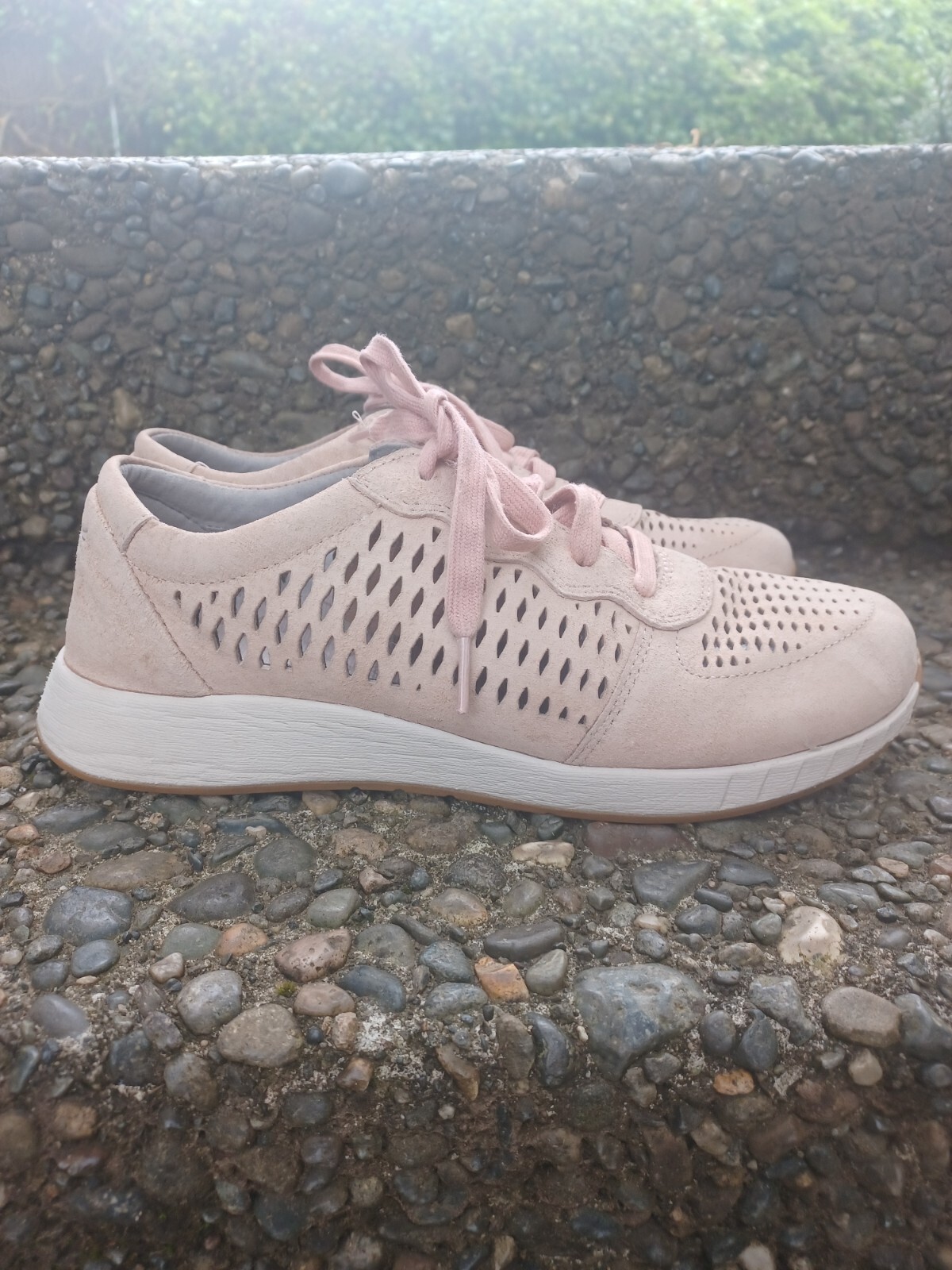 dansko charlie suede