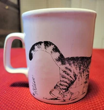 [READ] B Kliban WHITE SNEAKER CAT England MUG [VISIBLE Exterior & Interior Wear]