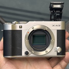 Silver Fujifilm Fuji X-A3 XA3 24.2MP Mirrorless Digital Camera  Body Tested