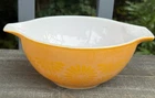 Vintage Pyrex Orange Sunflower Daisy #442 Cinderella Nesting Mixing Bowl 1 1/2qt