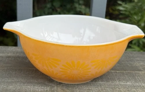 Vintage Pyrex Orange Sunflower Daisy #442 Cinderella Nesting Mixing Bowl 1 1/2qt