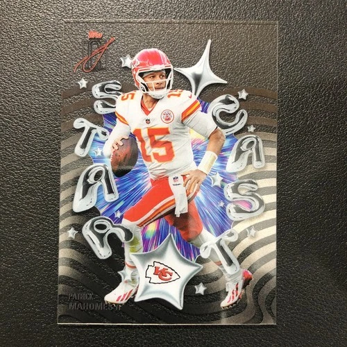2025 Topps Signature Patrick Mahomes II Base (RAW)