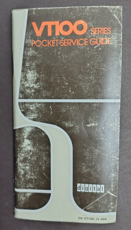 DEC digital VT100 pocket service guide Vintage 1982