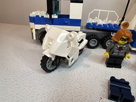 LEGO City Police Mobile Command Center - Incomplete - See Description