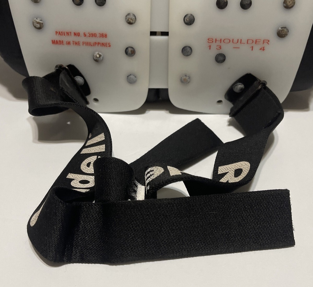 Riddell Warrior II W-130 ショルダーパッド Riddell Warrior ll W-130 Football Shoulder Pads Chest 32-34