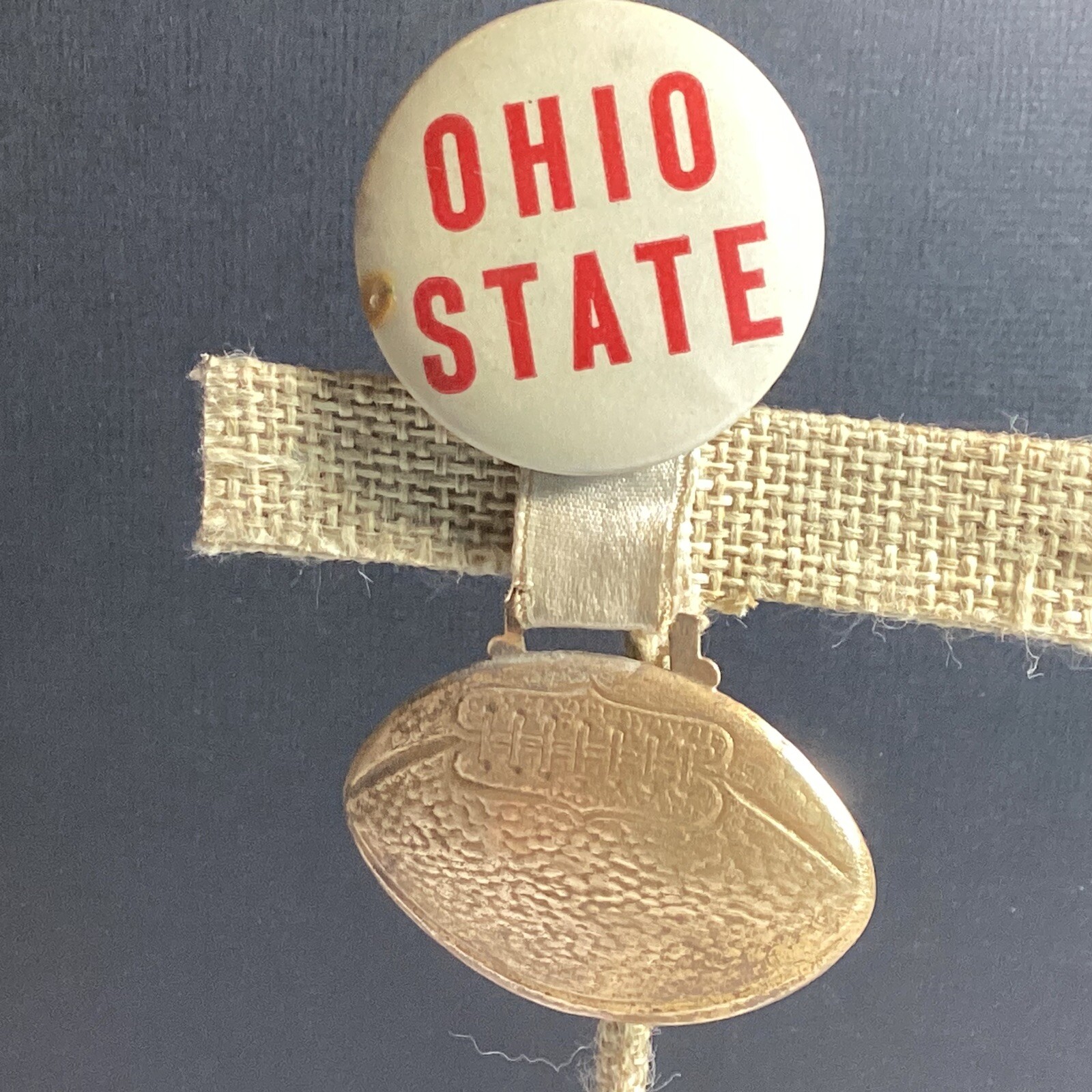 VTG RARE OHIO STATE CELLULOID PINBACK BUTTON W/DANGLE EMBOSSED BRASS FOOTBALL