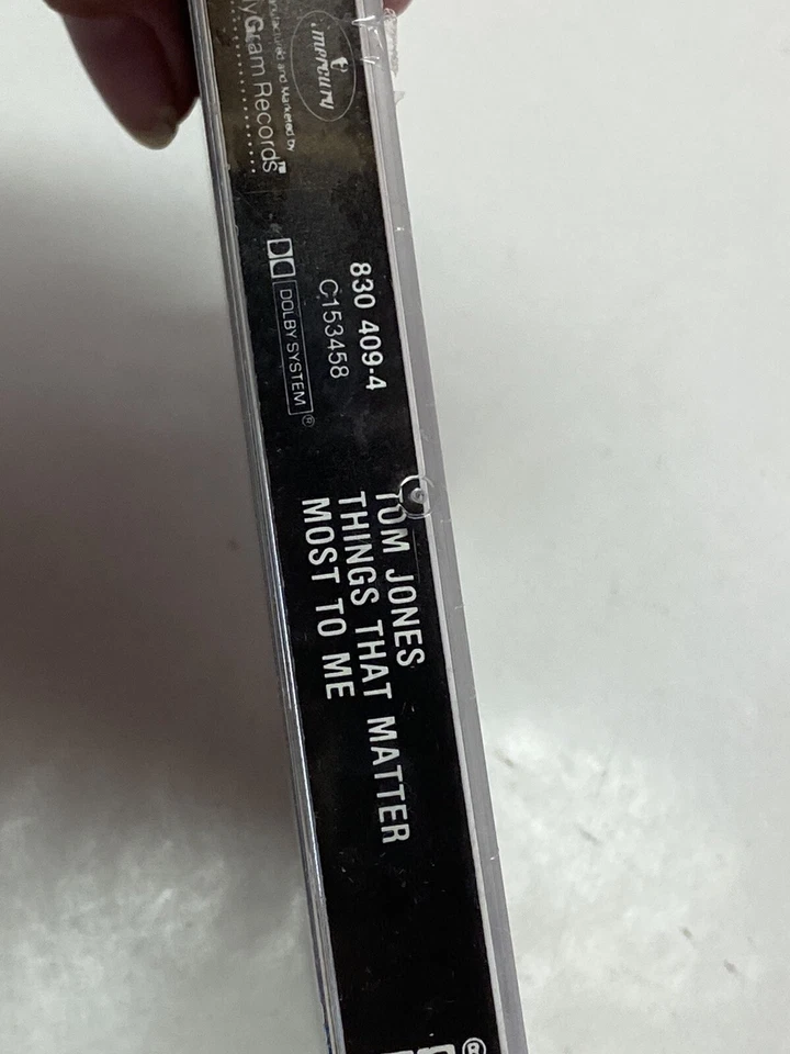 TOM JONES THINGS THAT MATTER MOST TO ME Cassette Tape 1987 SEALED Rare - Image 3 of 4