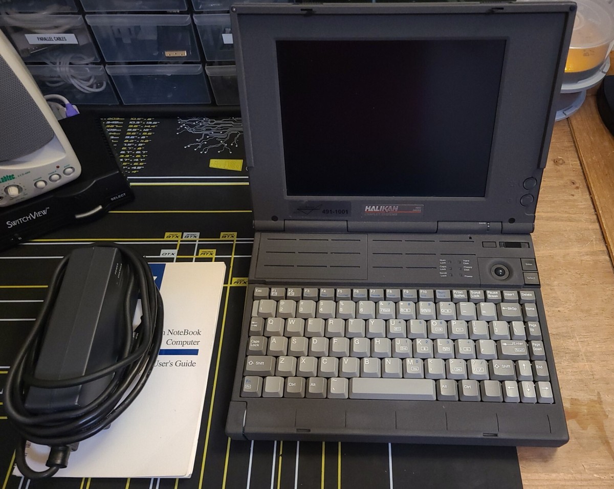 Vintage Halikan Chaplet NBC386SX (Intel 386SX @ 25 MHz, 6 MB RAM