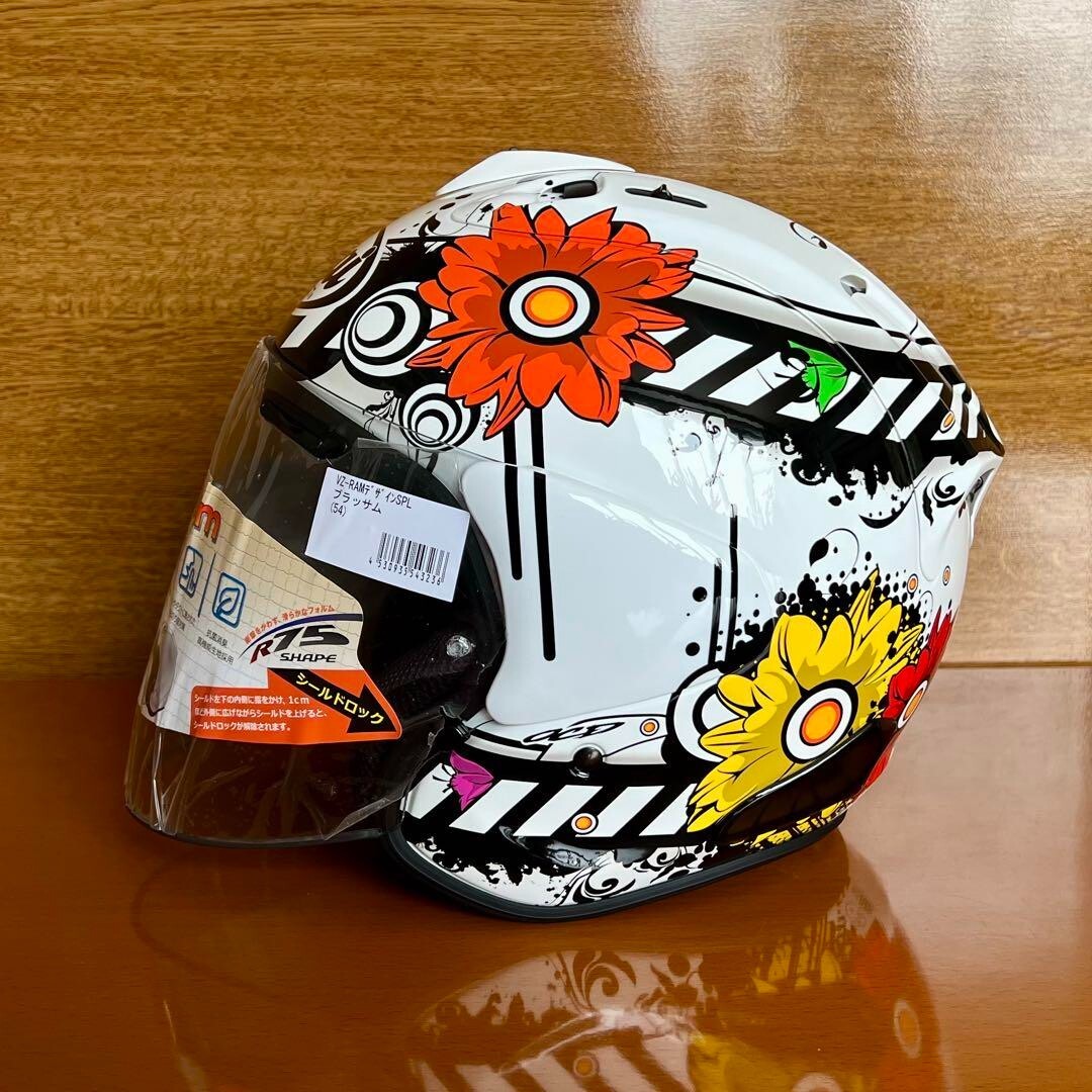 bike helmet apple Apple Store selling Lumos bike helmet because of cool Apple Watch  integration