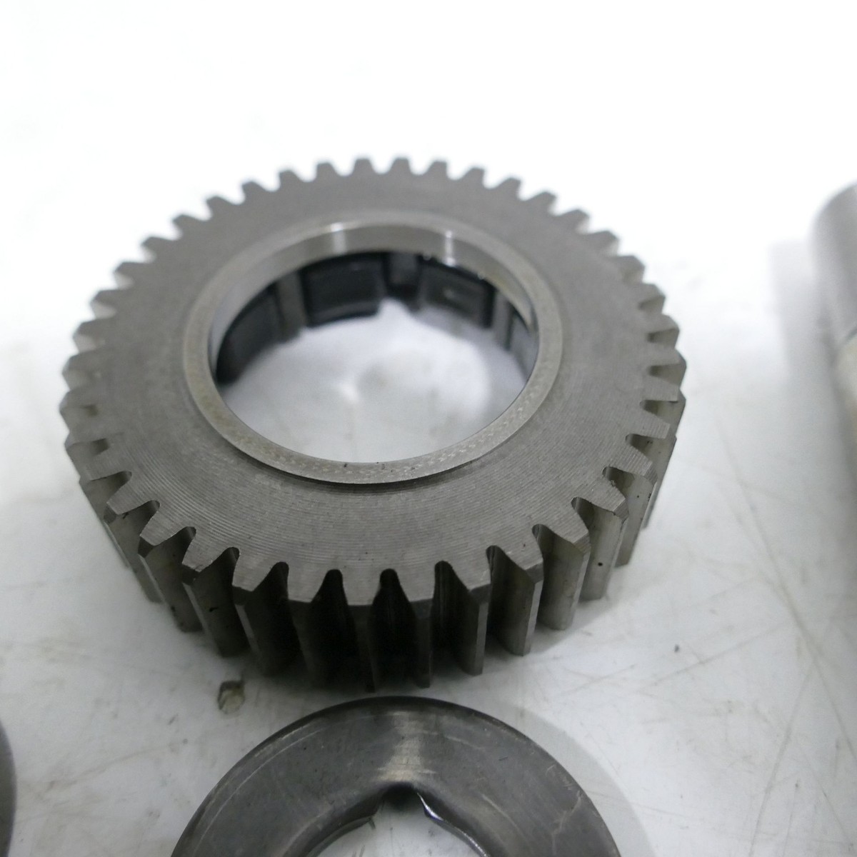 バイイー Kawasaki ZR 1100 Zephyr Balancer Shaft Gearbox Engine 69783 | eBay UK