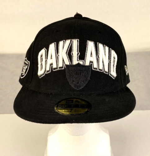 Cappello nero vintage 59FIFTY OAKLAND RAIDERS montato 7 1/2 spedizione - Foto 1 di 10