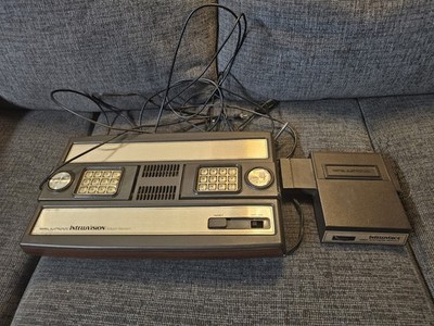 Intellivision Bundle - Console, IntelliVoice, Masters of the Universe + 16 Games
