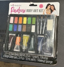 22 Piece Halloween Make Up Kit