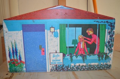 1965 Barbie Skipper Deluxe House Dollhouse Carrying Case Trunk