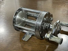 Vintage free spool Pflueger Akron No. 1895 Fishing Reel Made in USA